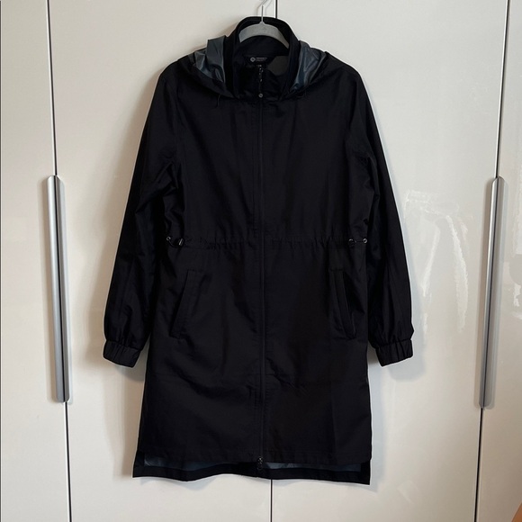 Mondetta Jackets & Blazers - Mondetta Black Water Resistant Hooded Outdoor Rain Jacket with Hood, Size L